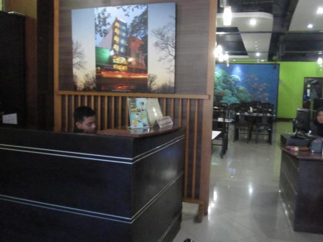 Syariah Hotel Jakarta Exterior photo